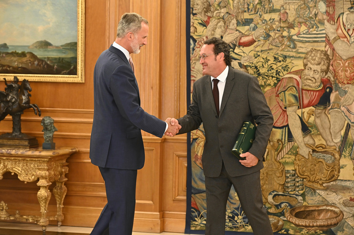 El Príncipe Felipe se reúne con el fiscal general del Estado, Álvaro García/ Foto: Agencia EFE.
